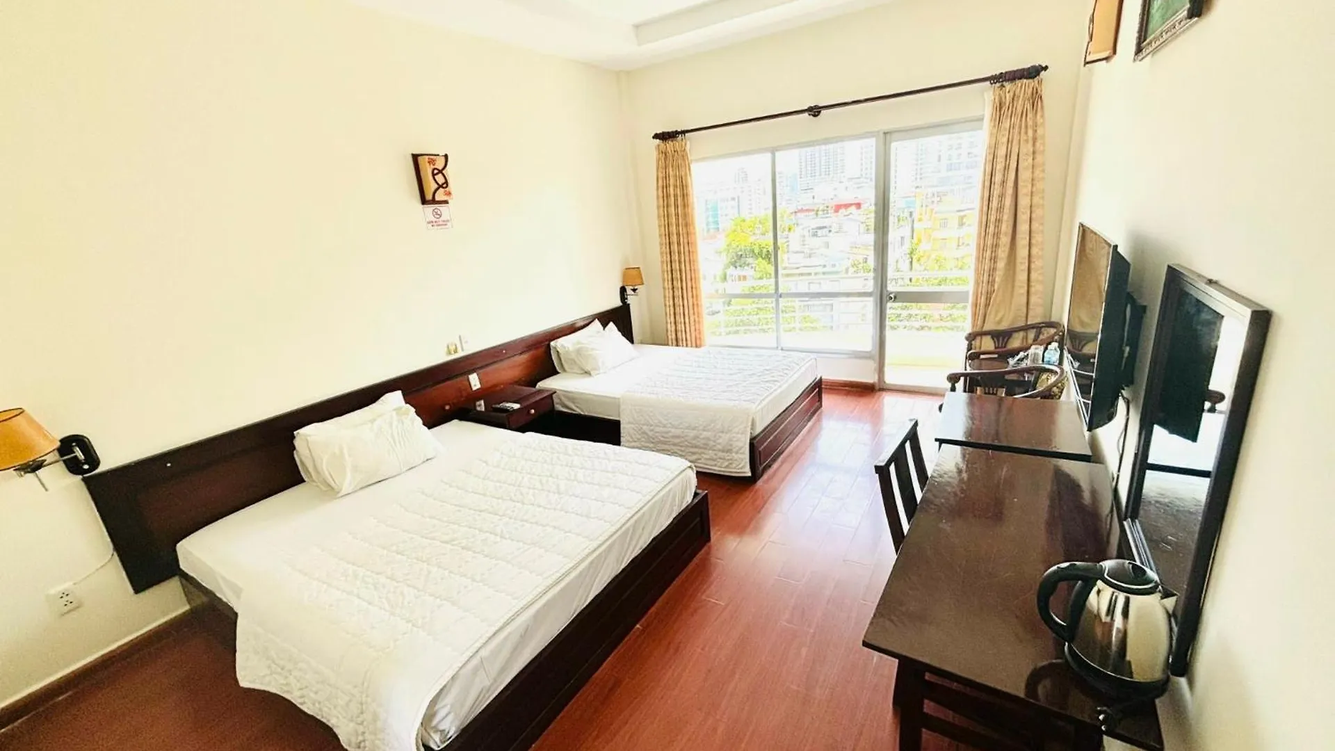Hotel Khach San Hai Au Nha Trang